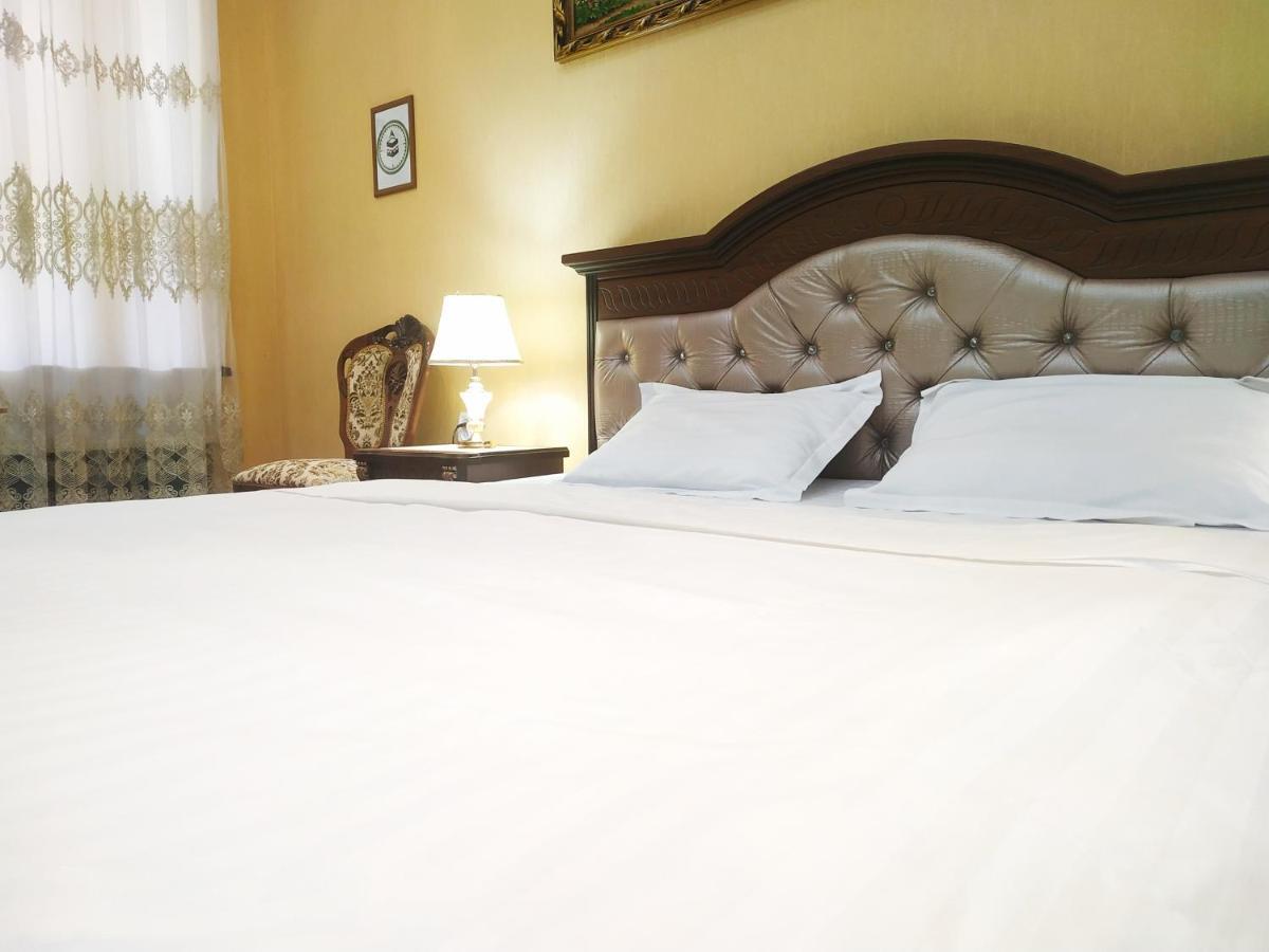 Happy House Hotel Salor Exterior foto